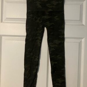 SPANX Green Camouflage Leggings